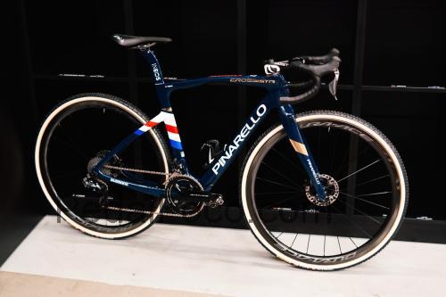 Pinarello Crossista ficha tecnica 